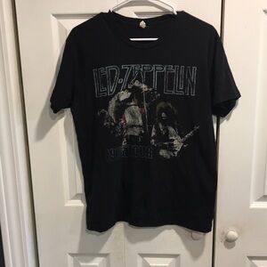 Led-Zeppelin 1975 tour tee